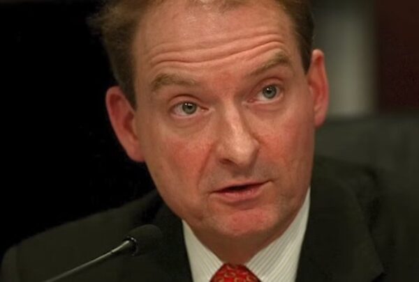 Ο Τραμπ επέλεξε για την ηγεσία της επιτροπής κεφαλαιαγοράς τον&hellip;