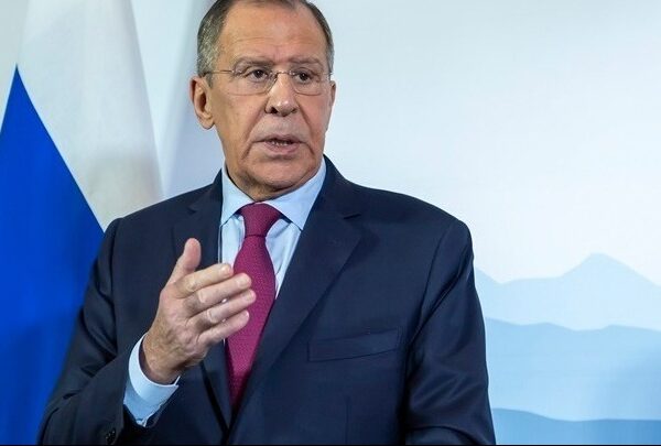 Λαβρόφ: Η Ουκρανία πλήττει μη στρατιωτικούς στόχους στη Ρωσία με δυτικά όπλα