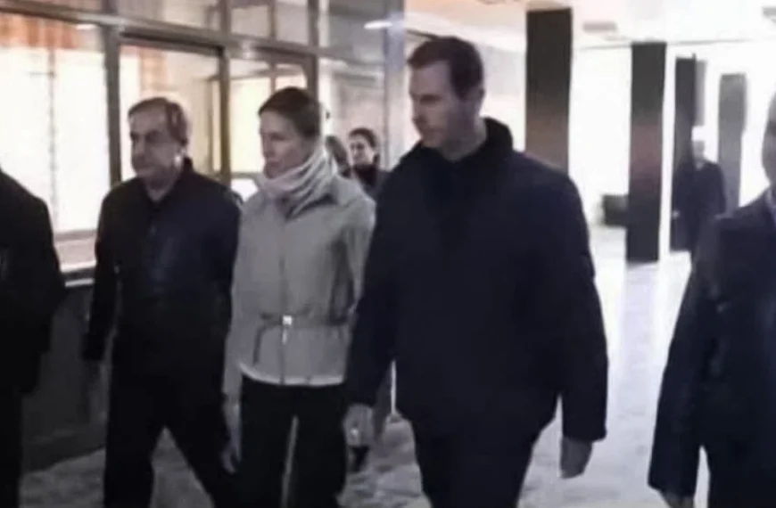 Η Ρωσία χορήγησε άσυλο στον Άσαντ και την οικογένειά του