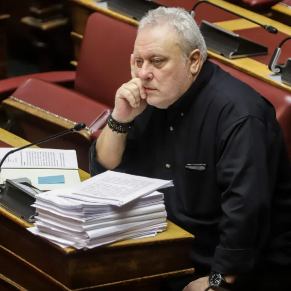 Talk Radio 98.9: Τέλος ο Γρηγόρης Ψαριανός μετά από το χυδαίο σχόλιο για&hellip;