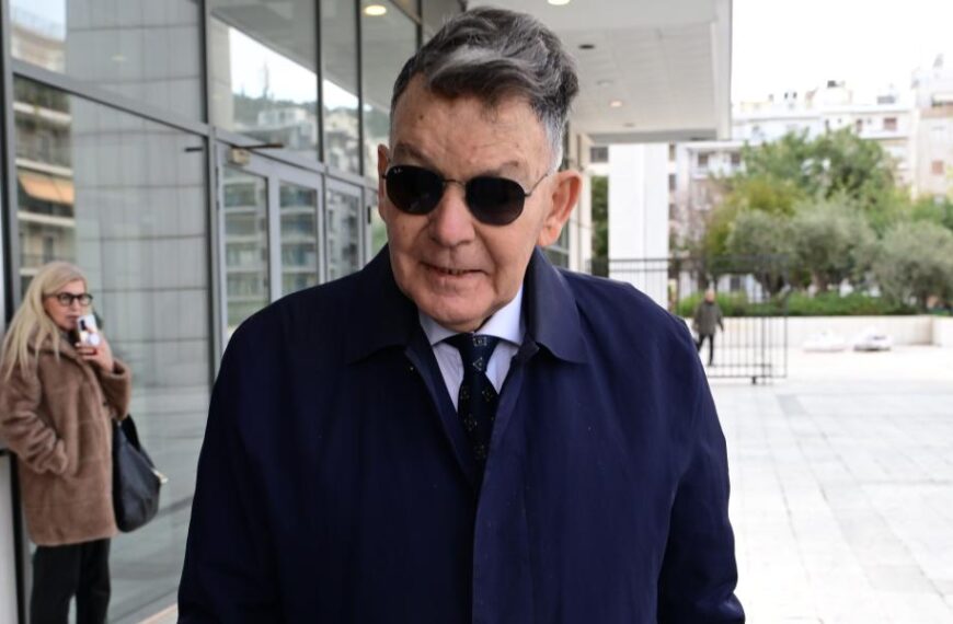 Κούγιας μαινόμενος κατά Μπαλάσκα: «Το απόβρασμα που παίρνει 100 ευρώ τη…