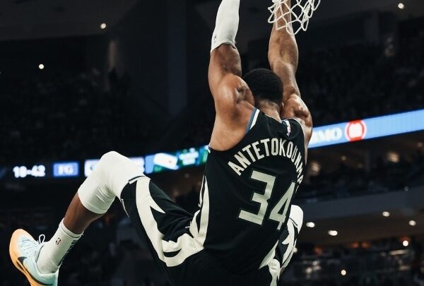 Μεγάλη εμφάνιση Αντετοκούνμπο και νίκη των Μπακς