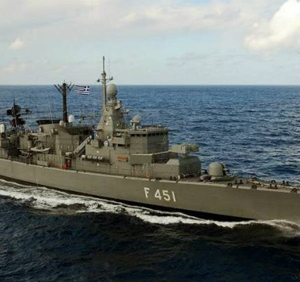 Τουρκική κορβέτα «ανοιχτά» της Κρήτης μετά από ελληνική Navtex