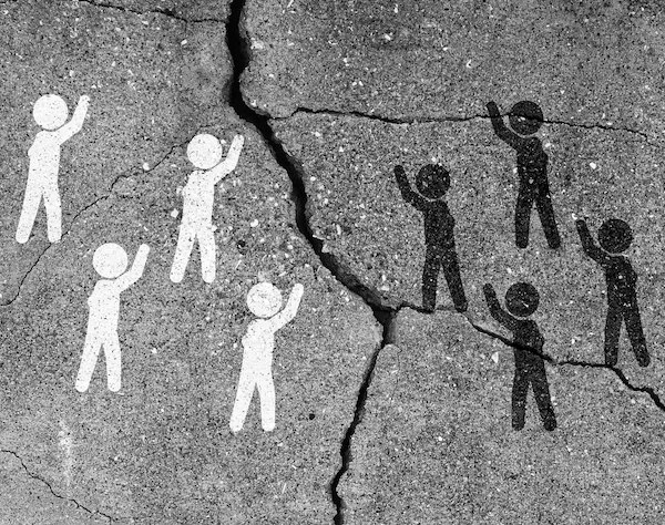 Οργή, φόβος και κρίση εμπιστοσύνης – Τα πολιτικά μηνύματα της&hellip;