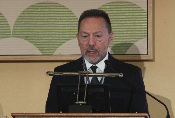 Στουρνάρας: Οι προκλήσεις για την οικονομία και τις τράπεζες