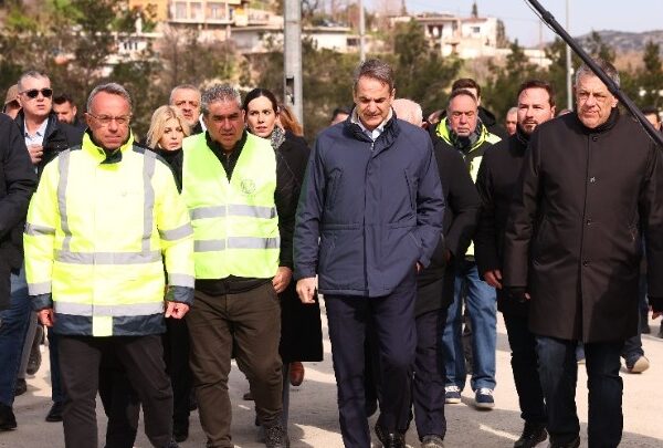 Μητσοτάκης: Η κυβέρνηση συνεχίζει απερίσπαστη την υλοποίηση του κυβερνητικού της έργου