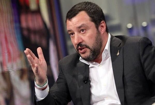 Επικοινωνία Σαλβίνι με Τζει Ντι Βανς – Ενοχλημένη η Μελόνι