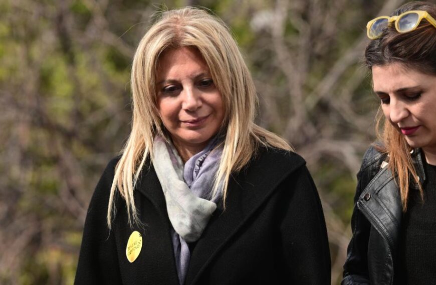 Μαρία Καρυστιανού: Σηκώστε ανάστημα και κάντε προανακριτική που θα περιλαμβάνει όλους…