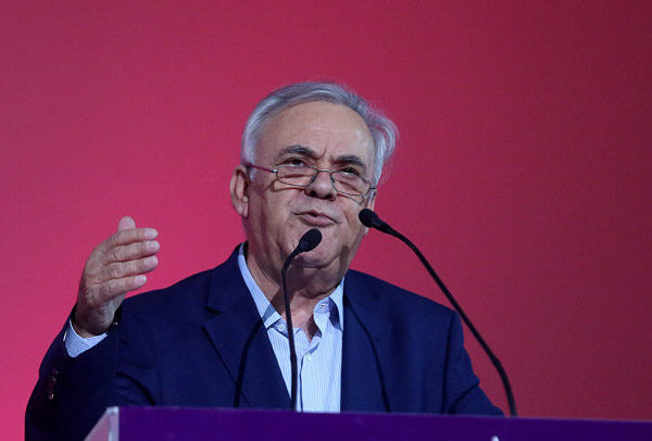 Γιάννης Δραγασάκης / «Αναστρέψιμος ο κατακερματισμός, η Αριστερά μπορεί να γίνει ξανά…
