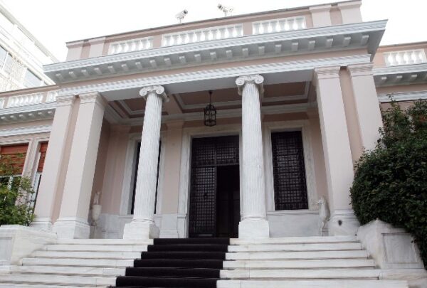 Συνάντηση στο Λονδίνο για την Ουκρανία: Πως δικαιολογεί το Μαξίμου&hellip;