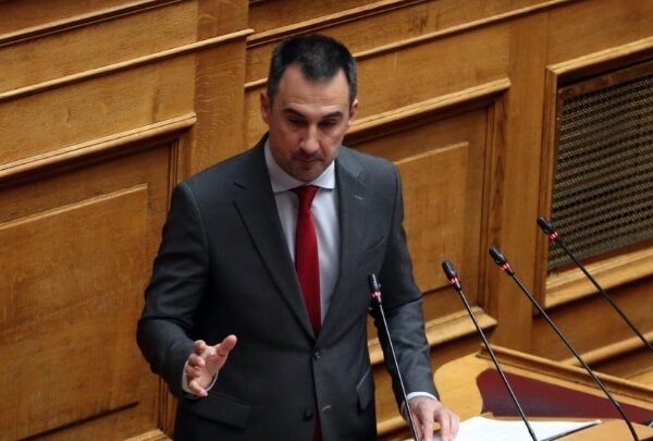 Αλ. Χαρίτσης: «Στο θράσος, την αλαζονεία, την αμετροέπεια του κ. Μητσοτάκη απάντησε…
