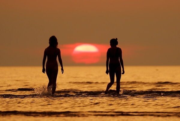 Μελέτη: Πώς έχουν μεταβληθεί οι θαλάσσιοι καύσωνες και οι ατμοσφαιρικοί&hellip;