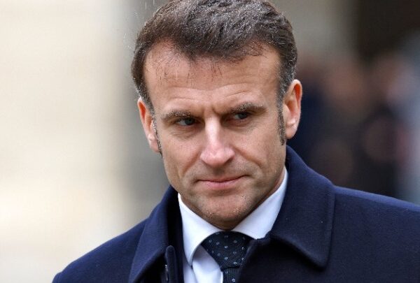 Μακρόν: Η Ουκρανία και όχι η Ρωσία θα αποφασίσει εάν θέλει ανάπτυξη…