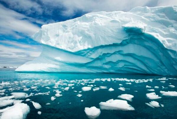 Οι θερμοκρασίες ρεκόρ που καταγράφηκαν το 2024 επιτάχυναν το λιώσιμο&hellip;