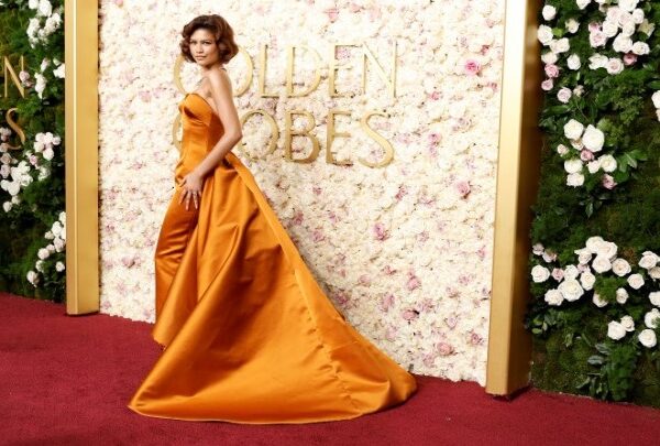 Ρόνι Σπέκτορ: Η Zendaya θα υποδυθεί την θρυλική τραγουδίστρια στην&hellip;