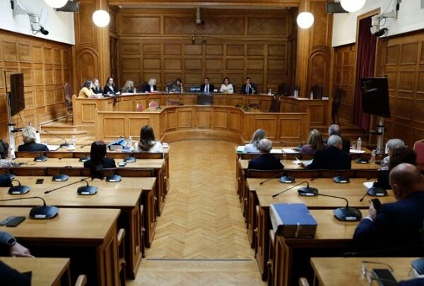 Προανακριτική Επιτροπή: Κατέθεσε υπόμνημα με τις θέσεις του ο Χρ. Τριαντόπουλος –&hellip;