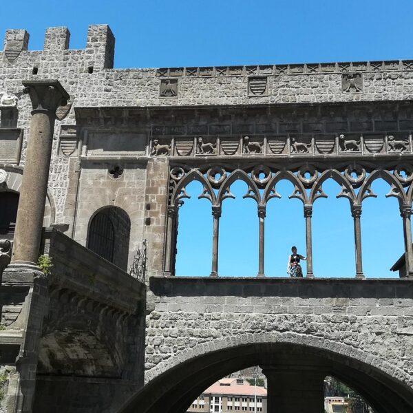 Image by lino9999 on Pixabay