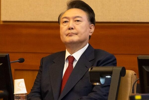 Οριστική καθαίρεση του Προέδρου στη Νότια Κορέα 