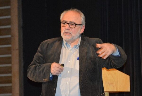 Ζ. Σκούρας: «Θλιβερή θα είναι η Τεχνητή Νοημοσύνη στην κοινωνία που δε…