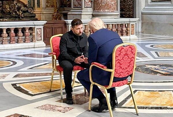 Bild: Κατ’ ιδίαν συνάντηση Τραμπ–Ζελένσκι πριν τις συνομιλίες με τους…