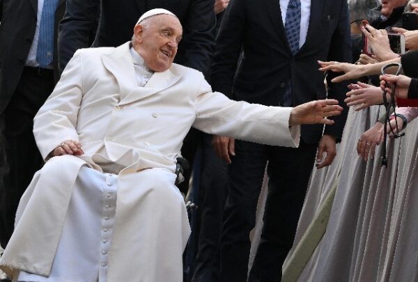 Βατικανό: Το παπικό κονκλάβιο, οι πιθανοί διάδοχοι και οι ισορροπίες&hellip;