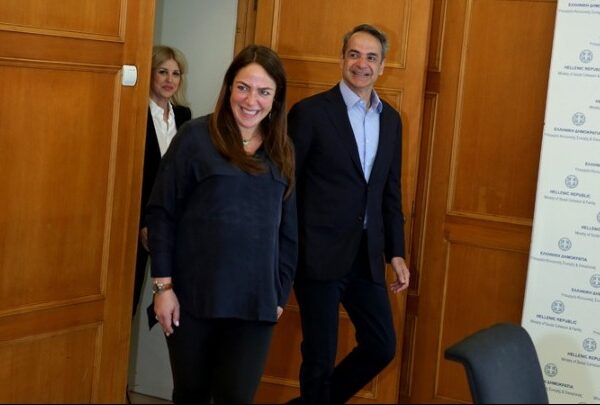 Μητσοτάκης στο υπουργείο Κοινωνικής Συνοχής και Οικογένειας: Η προσιτή στέγη είναι δικαίωμα…