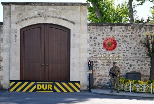 Ξεκινούν οι διαπραγματεύσεις για τον τερματισμό του πολέμου Ρωσίας – Ουκρανία