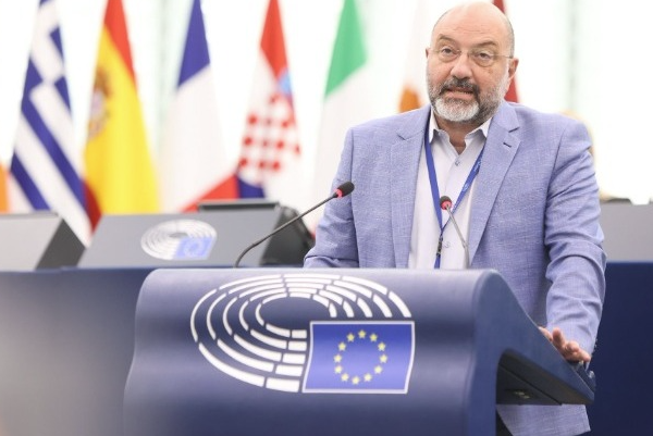 Ερώτηση του Σάκη Αρναούτογλου στην Κομισιόν: Στεγαστική κρίση στα νησιά – Κίνδυνος…