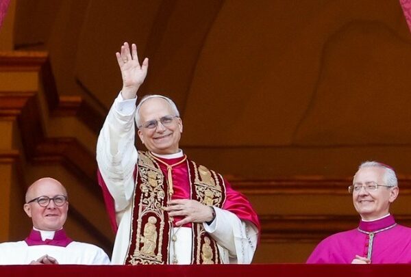 Πάπας Λέων ΙΔ’: Κάλεσμα για Ειρήνη και τερματισμό των πολέμων