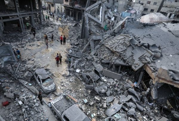 Τουλάχιστον 45 Παλαιστίνιοι νεκροί από πυρά ισραηλινών αρμάτων μάχης στη Χαν Γιουνίς