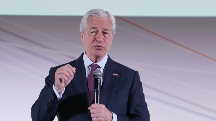 O Τζέιμι Ντάιμον ξαναπροειδοποιεί για κρίση στο αμερικανικό χρέος λόγω της πολιτικής&hellip;