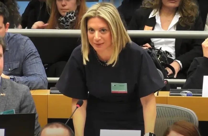 Σφοδρή επίθεση της Μαρίας Καρυστιανού κατά του Θάνου&hellip;
