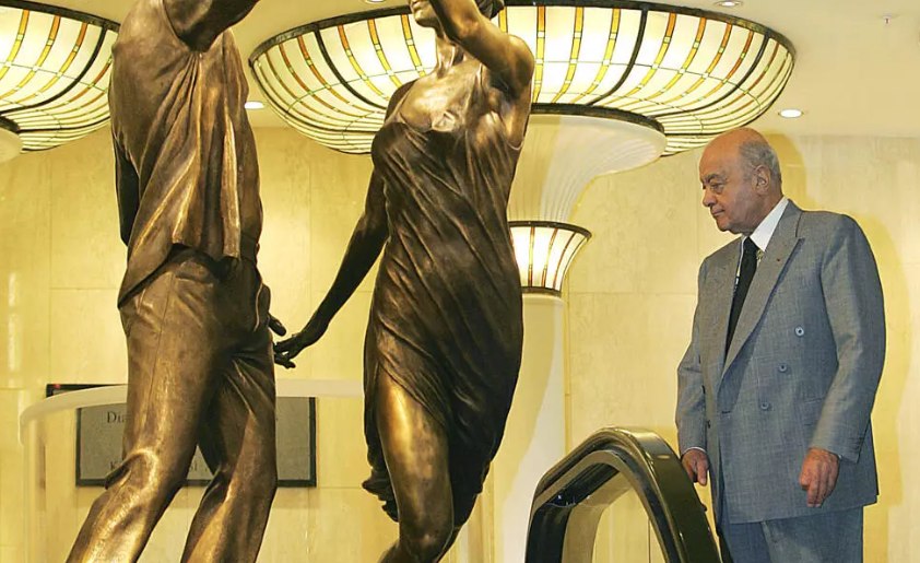 Μοχάμεντ Αλ Φαγιέντ: «Έπαιρνε μάτι» πελάτισσες στα δοκιμαστήρια του Harrods