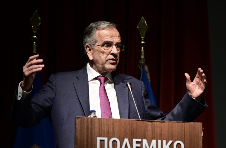 Έκκληση Σαμαρά για στρατηγική επανατοποθέτηση: «Δεν είμαστε κλακαδόροι του συρμού»