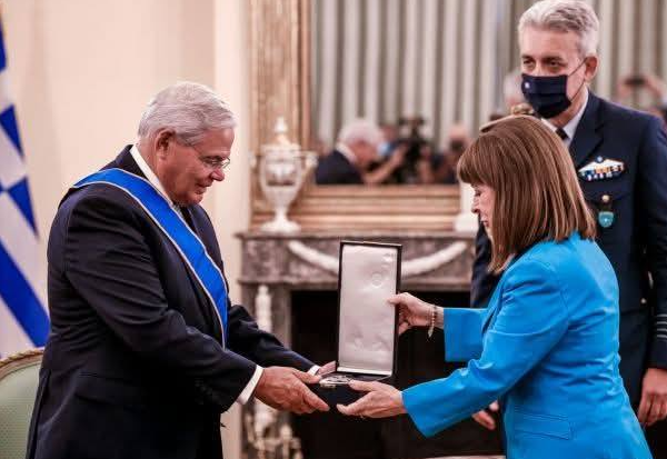 Μπομπ Μενέντεζ: Ο τιμημένος “φιλέλληνας” γερουσιαστής θα βρίσκεται στην Ομοσπονδιακή Φυλακή της&hellip;