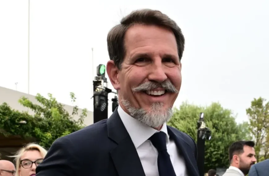 Στο ΣτΕ η υπόθεση για την ιθαγένεια και το επώνυμο «Ντε Γκρες»&hellip;