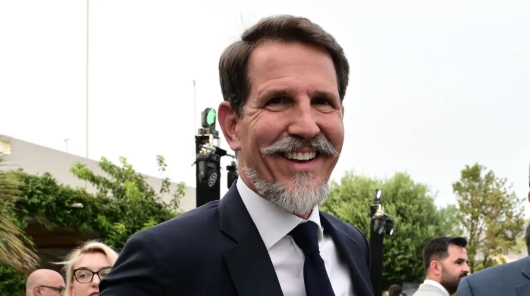 Στο ΣτΕ η υπόθεση για την ιθαγένεια και το επώνυμο «Ντε Γκρες» της&hellip;