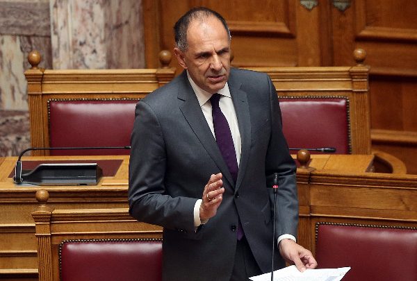 Γεραπετρίτης: «Θα υπερασπιζόμαστε τα θαλάσσιά μας δικαιώματα στο πεδίο –…