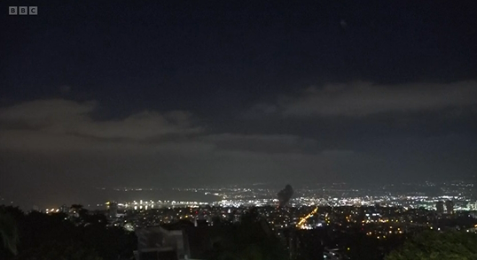 Βροχή ιρανικών πυραύλων στο Ισραήλ: Πλήγματα σε Τελ&hellip;