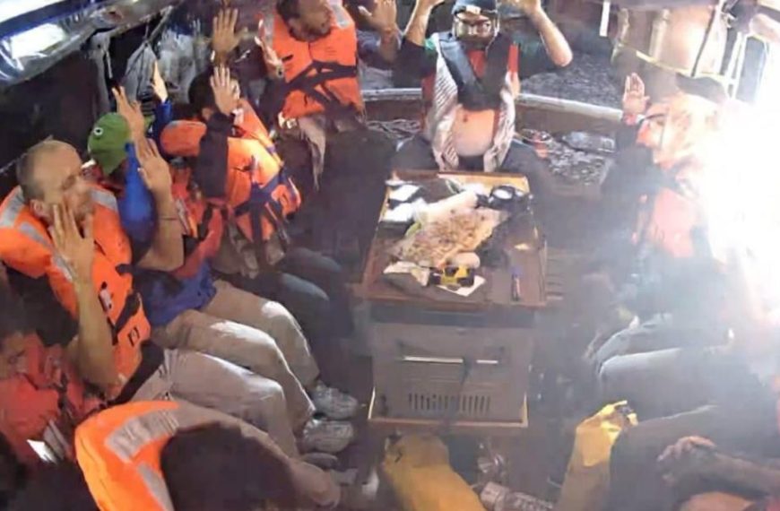 Πρωτοφανής πειρατεία στο «Madleen»: Ισραηλινές δυνάμεις επιβιβάστηκαν στο πλοίο – Ανησυχία για&hellip;