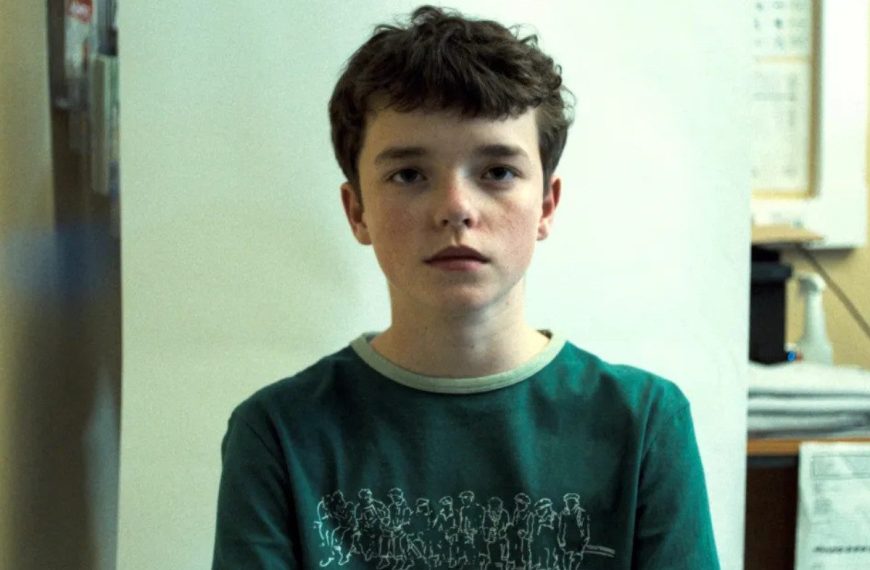 Όουεν Κούπερ: Ο 15χρονος πρωταγωνιστής του «Adolescence» που κερδίζει τις εντυπώσεις και τα βραβεία