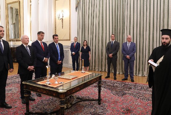 Ορκίστηκαν τα νέα μέλη της κυβέρνησης ενώπιον του Προέδρου της Δημοκρατίας