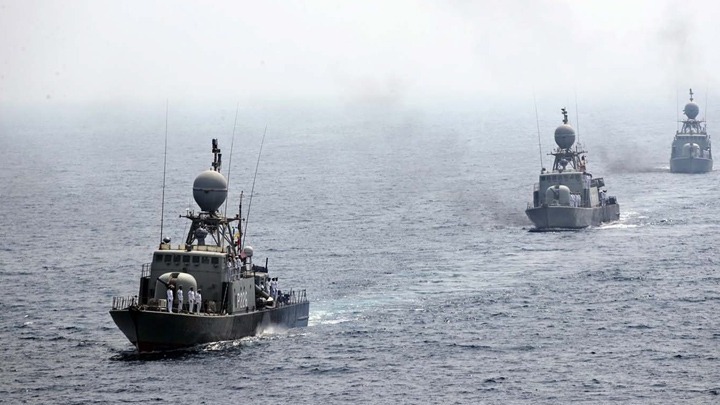 Το Ιράν εξετάζει το κλείσιμο των Στενών του&hellip;