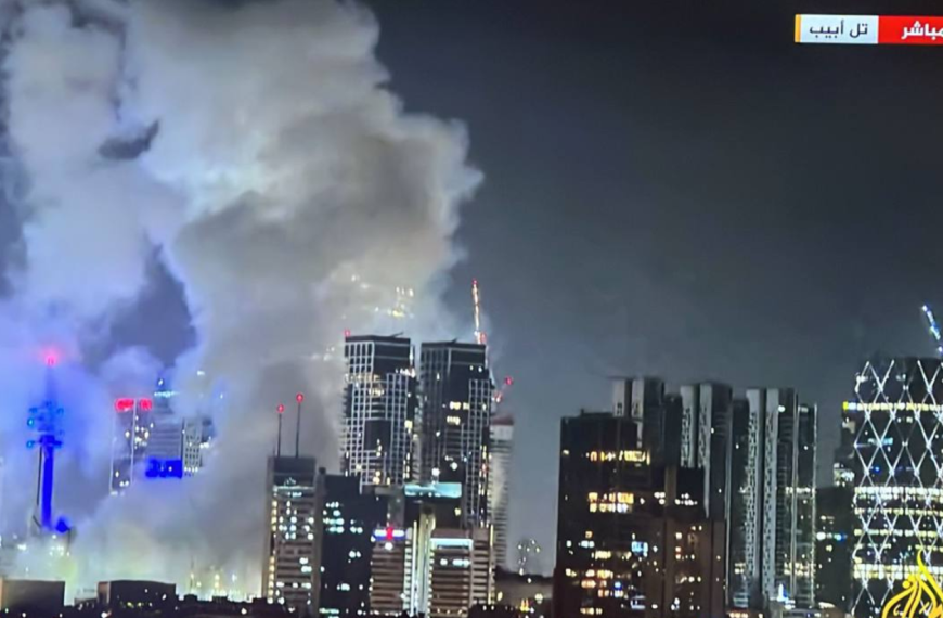 Πόλεμος Ιράν-Ισραήλ: Μαζικά πλήγματα και εκατόμβη νεκρών