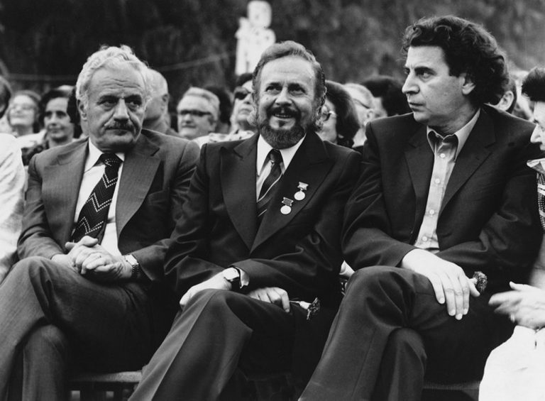 «Κοντά σας όλη μου η ζωή»: Μεγάλη συναυλία για τα 100 χρόνια από…