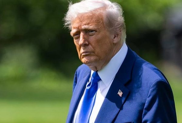 Επίθεση Τραμπ στα αμερικανικά ΜΜΕ: «Ψευδείς ειδήσεις» για τη συνάντηση&hellip;