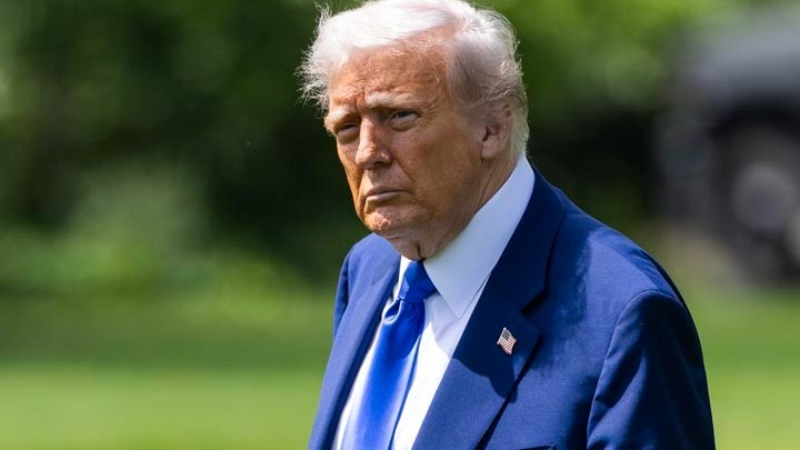 Επίθεση Τραμπ στα αμερικανικά ΜΜΕ: «Ψευδείς ειδήσεις» για…