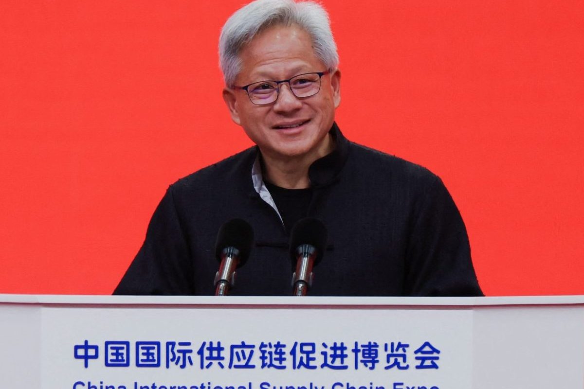 Τζένσεν Χουάνγκ: Το μέλλον της τεχνητής νοημοσύνης είναι φυσικό, ρομποτικό και αναπόφευκτο