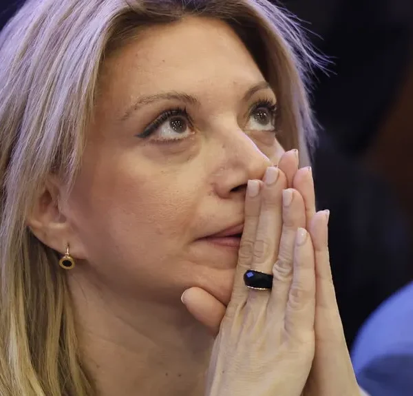 Οργισμένη αντίδραση της Μαρίας Καρυστιανού για την παραπομπή Καραμανλή μόνο&hellip;