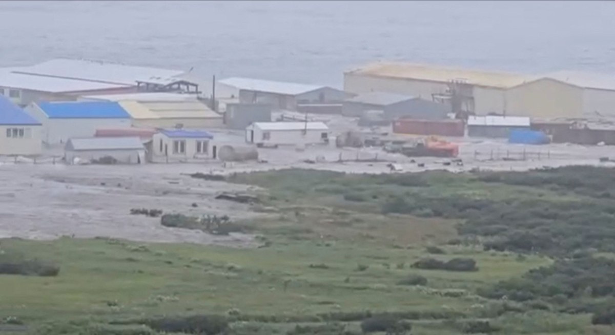 Μεγα-σεισμός 8,8 Ρίχτερ στον Ειρηνικό πυροδότησε τσουνάμι και μαζικές εκκενώσεις από την Ιαπωνία…